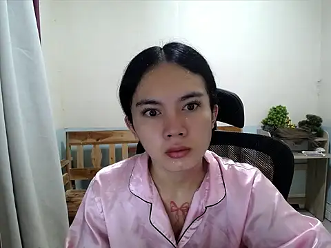 Snapshot of devine_goddess chatting on 07/10/26, 02:55 devine goddess online show from 07/10/26, 02:55