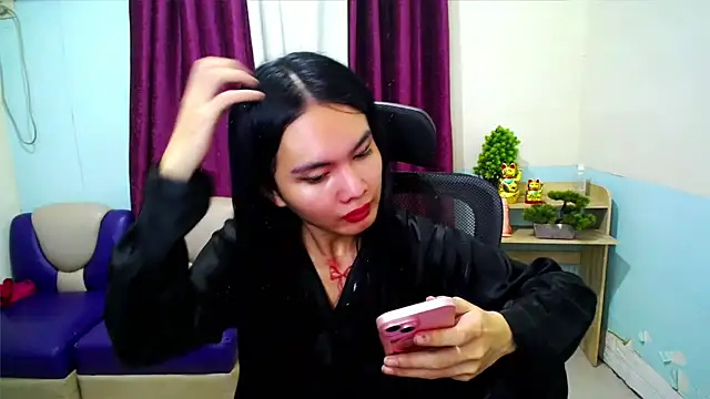 devine goddess online show from 04/05/26, 02:13