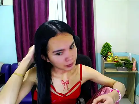 devine goddess online show from 04/21/26, 05:14