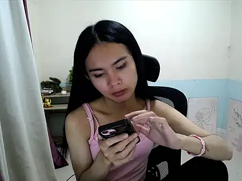 Snapshot of devine_goddess chatting on 06/26/26, 12:16 devine goddess online show from 06/26/26, 12:16
