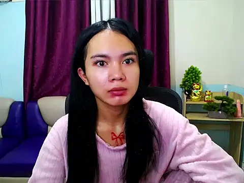 devine goddess online show from 04/08/26, 04:14