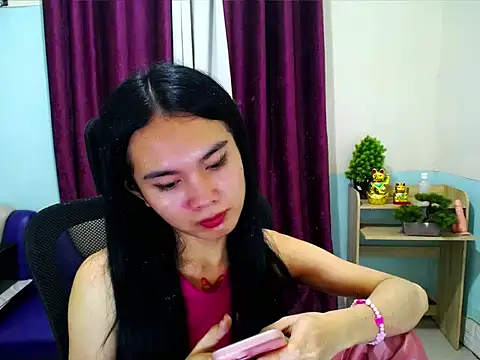 devine goddess online show from 04/19/26, 06:10