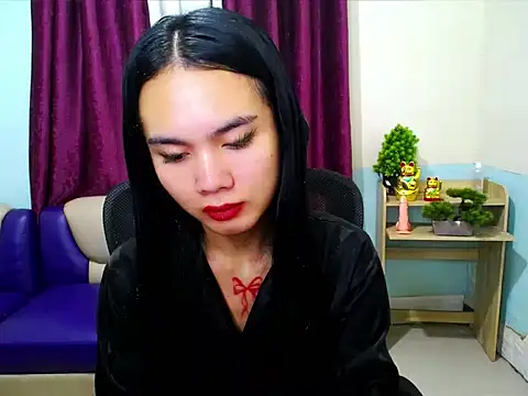 devine goddess online show from 04/05/26, 01:45
