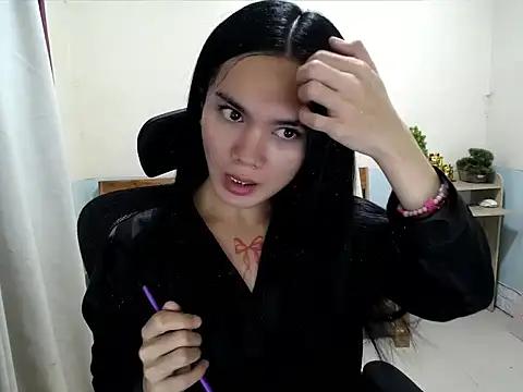 Snapshot of devine_goddess chatting on 07/07/26, 03:09 devine goddess online show from 07/07/26, 03:09