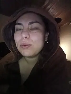 Kennya Rodriguez online show from 11/16/25, 08:02