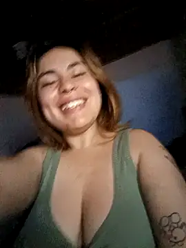 Kennya Rodriguez online show from 10/06/25, 02:13