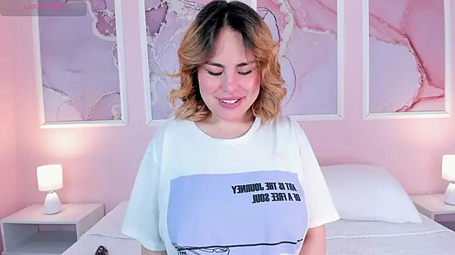 Kennya Rodriguez online show from 10/18/25, 04:36