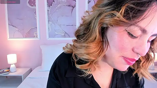 Kennya Rodriguez online show from 02/03/26, 04:32