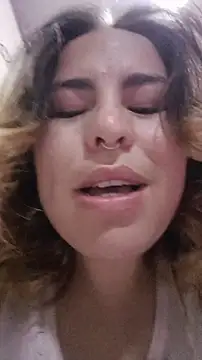 Kennya Rodriguez online show from 04/17/26, 05:32