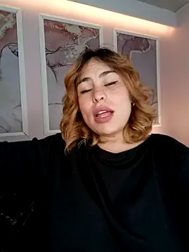 Kennya Rodriguez online show from 09/19/25, 05:11