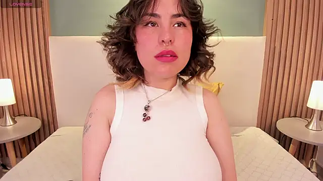 Kennya Rodriguez online show from 01/21/25, 02:54