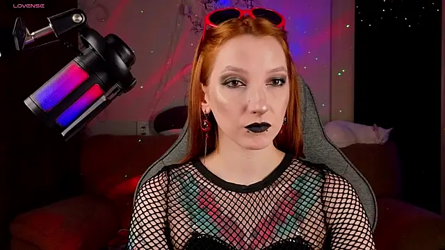 Vamp Mila online show from 04/21/26, 04:02