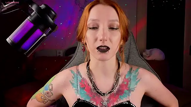 Vamp Mila online show from 04/23/26, 04:41