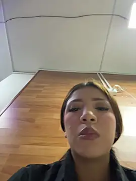 Snapshot of Pushaina__1 chatting on 03/02/26, 03:51 Pushaina 1 online show from 03/02/26, 03:51