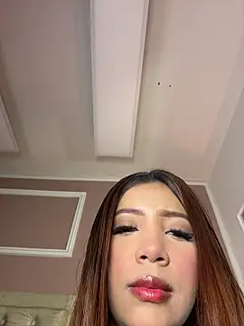 Pushaina  1 online show from 03/10/26, 03:32