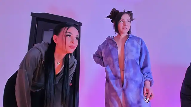 Snapshot of Peanaughty chatting on 02/12/26, 08:25 Peanaughty online show from 02/12/26, 08:25