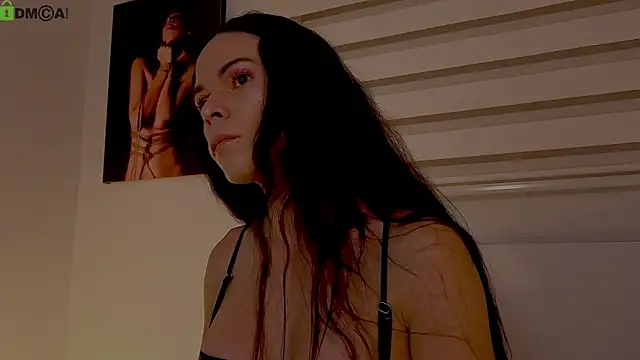 Snapshot of verodeli chatting on 11/11/25, 11:20 verodeli online show from 11/11/25, 11:20