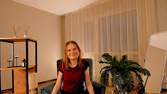 Snapshot of CleliaRostek chatting on 02/07/26, 01:19 CleliaRostek online show from 02/07/26, 01:19