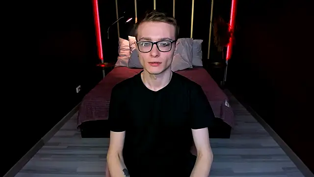 Snapshot of Emmit_Barker chatting on 02/20/26, 03:58 Emmit Barker online show from 02/20/26, 03:58