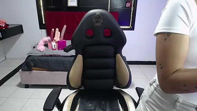 Lynn turner online show from 04/10/26, 12:56