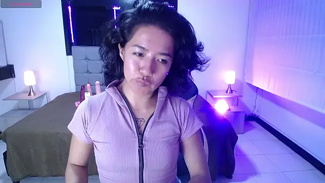 Lynn turner online show from 03/06/26, 02:01