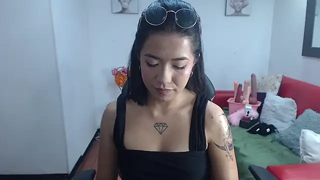 Lynn turner online show from 04/13/26, 08:02