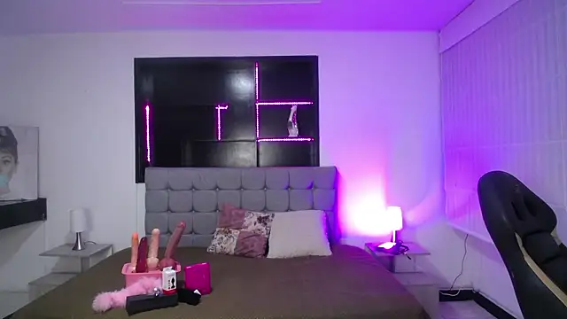 Lynn turner online show from 03/20/26, 01:23