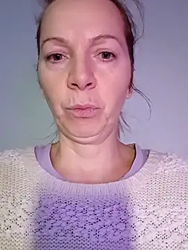 Snapshot of sexyrubyta chatting on 02/01/26, 06:06 sexyrubyta online show from 02/01/26, 06:06