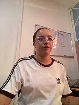 Miss Dior2 online show from 02/09/26, 03:43