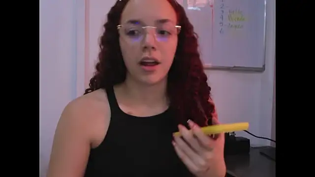 Miss Dior2 online show from 02/17/26, 05:10