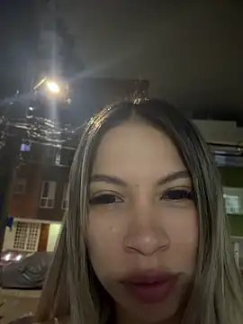 Mia Rosee1 online show from 05/27/26, 02:19