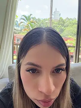 Mia Rosee1 online show from 05/03/26, 05:49