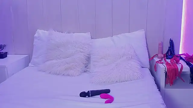 Snapshot of Sotf_Charlotte chatting on 04/08/26, 07:59 Sotf Charlotte online show from 04/08/26, 07:59