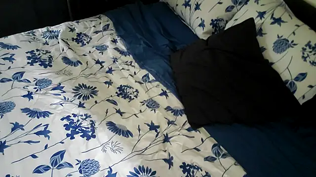 SweetValleyHotwife online show from 04/19/26, 12:44