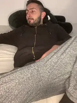 robeertiito online show from 04/03/26, 03:07