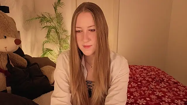 Snapshot of CassieReborn chatting on 02/03/26, 09:09 CassieReborn online show from 02/03/26, 09:09