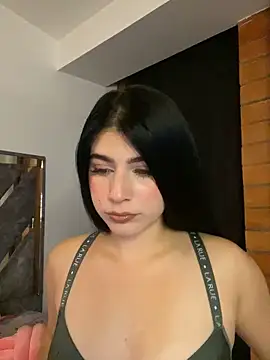 Snapshot of _HannahFox_ chatting on 04/02/26, 01:13 HannahFox online show from 04/02/26, 01:13