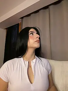 Snapshot of _HannahFox_ chatting on 03/20/26, 11:28 HannahFox online show from 03/20/26, 11:28