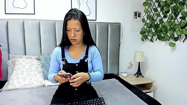 Snapshot of double_temptation_ chatting on 02/25/26, 12:38 double temptation online show from 02/25/26, 12:38