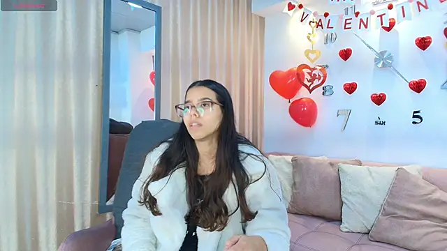 Snapshot of Luna_Millers chatting on 02/18/26, 03:48 Luna Millers online show from 02/18/26, 03:48