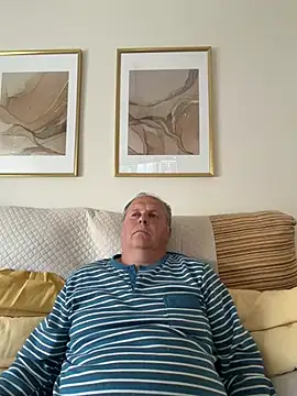 YachtCaptain10 online show from 05/04/26, 06:00