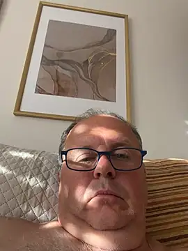 YachtCaptain10 online show from 06/12/26, 06:44