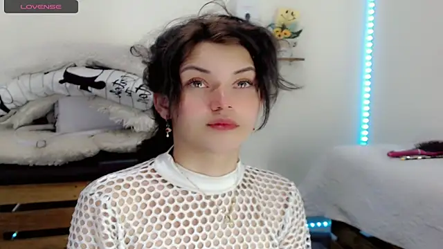 NathalialLooes online show from 04/14/26, 05:34