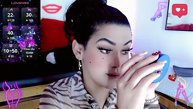 NathalialLooes online show from 02/14/26, 09:37