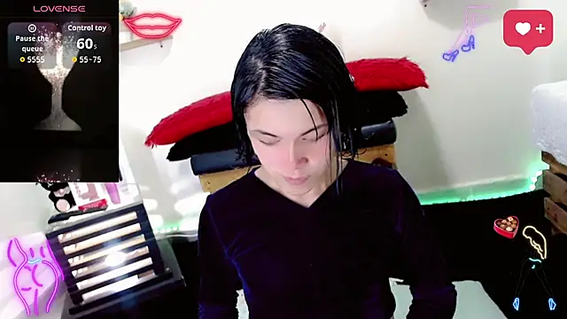 NathalialLooes online show from 02/26/26, 05:51