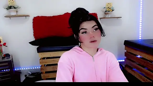 NathalialLooes online show from 03/16/26, 04:20