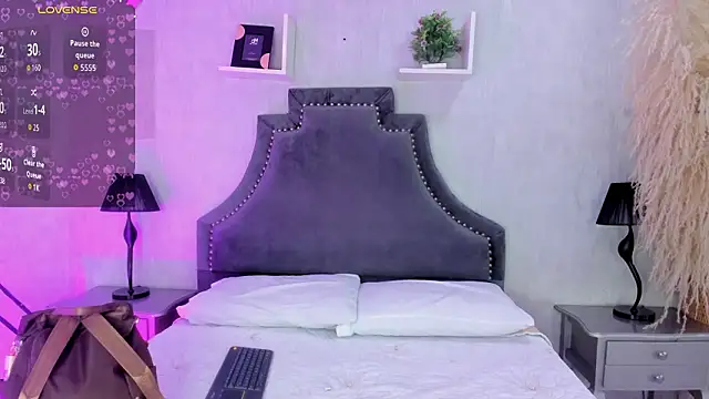 KarelyMitchel online show from 03/13/26, 12:32