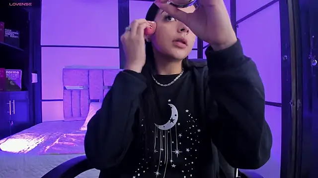 KarelyMitchel online show from 02/07/26, 02:03