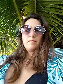 Snapshot of Alexdevil92 chatting on 02/22/26, 01:41 Alexdevil92 online show from 02/22/26, 01:41