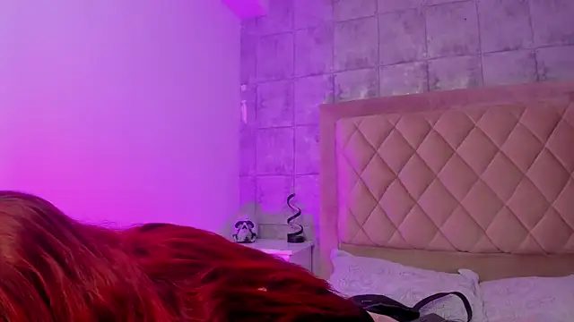 Snapshot of CleoFoxx_ chatting on 02/25/26, 01:44 CleoFoxx online show from 02/25/26, 01:44